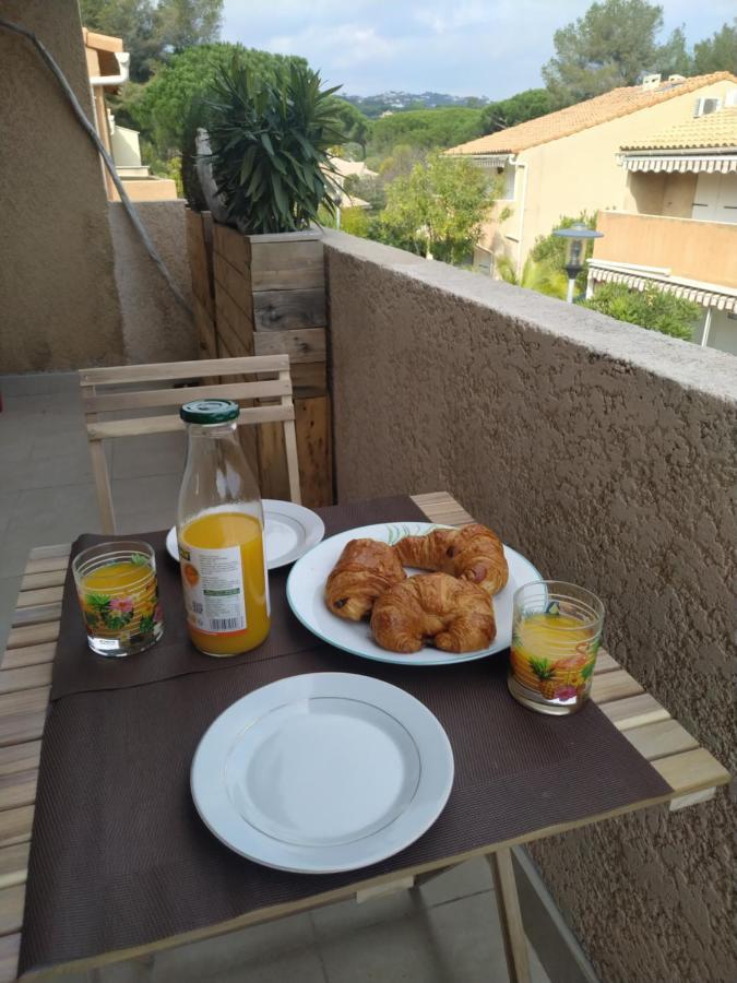 Azzura, Duplex Lumineux Acces Direct A La Plage Leilighet Sainte-Maxime Eksteriør bilde